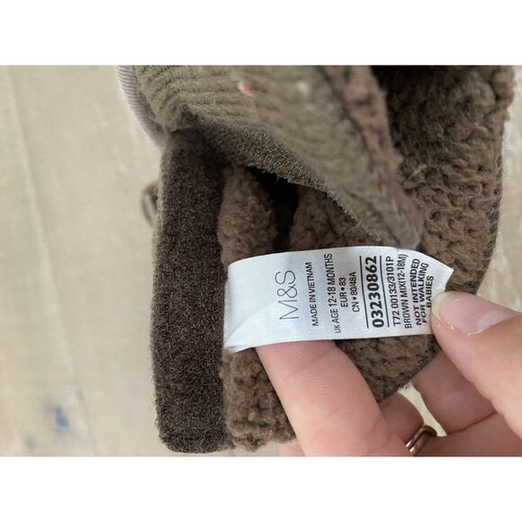 M&S Baby 12-18m Monkey Slippers with Non-slip treads - Picture 5 of 6